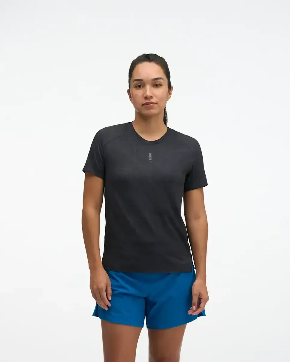 HOKA EveryRun Short Sleeve Black Squid Ink Prt (Women’s) - Women's Products - front view