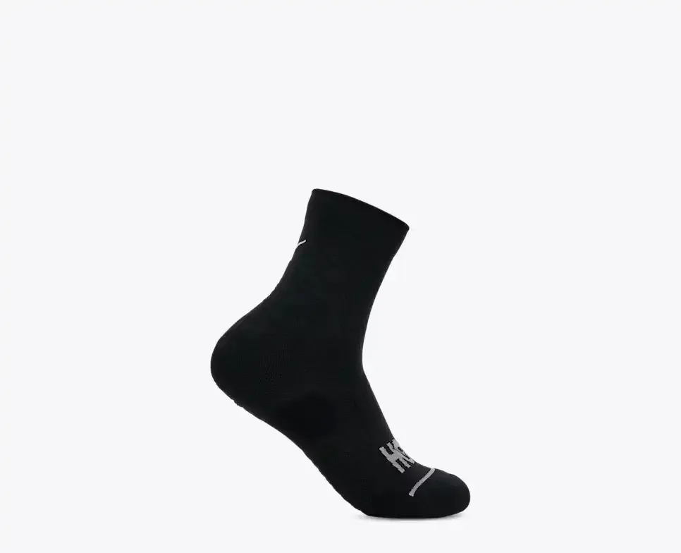 HOKA Quarter Run Sock Black - Men's Running Clothing & Gear - front view